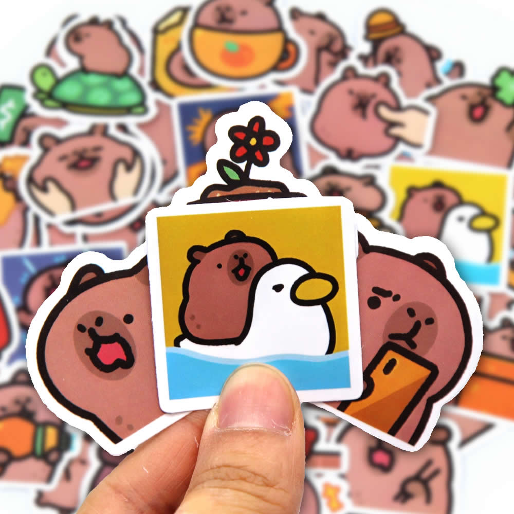 Kids Toys 10 Year Old - 10/50/100pcs Capybaras สติกเกอร์การ์ตูนน่ารัก Decals ของเล่นเครื่องเขียนกีตาร์โทรศัพท์จักรยานแล็ปท็อปกระเป๋ารถ Graffiti
